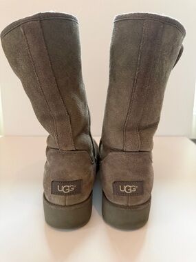 UGG Tall Suede Winter Boots in Gray Brown